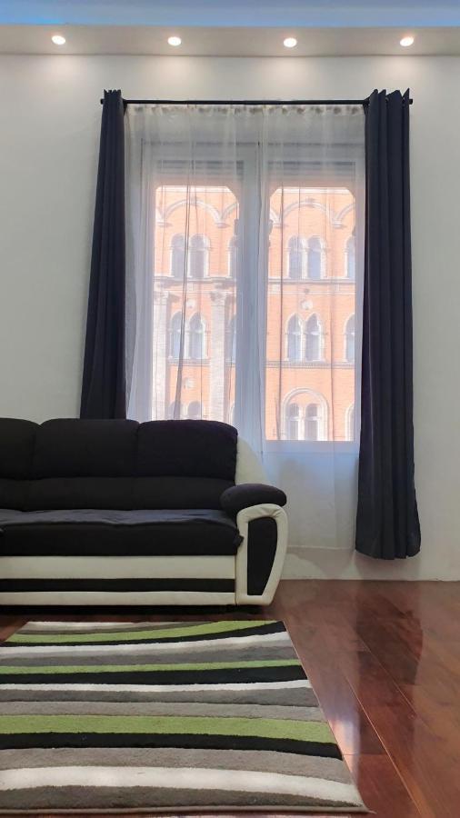Green Panda Apartments Budapest Luaran gambar